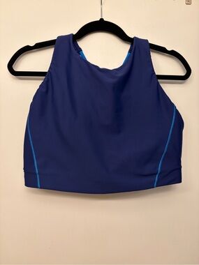 Athleta Navy High Neck Sports Crop Top with Light Blue Piping